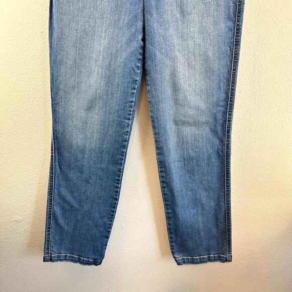 Spanx Straight Leg Jeans Light Wash LT or Large Tall - Picture 5 of 13